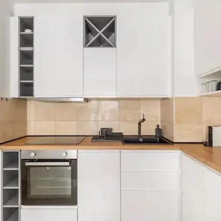 Kazinczy Street Vibe I 2br I 1 Free Parking I Self Check-in Διαμέρισμα Βουδαπέστη