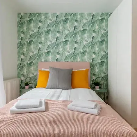 Kazinczy I Free Parking I Self-check-in Apartment Budapest