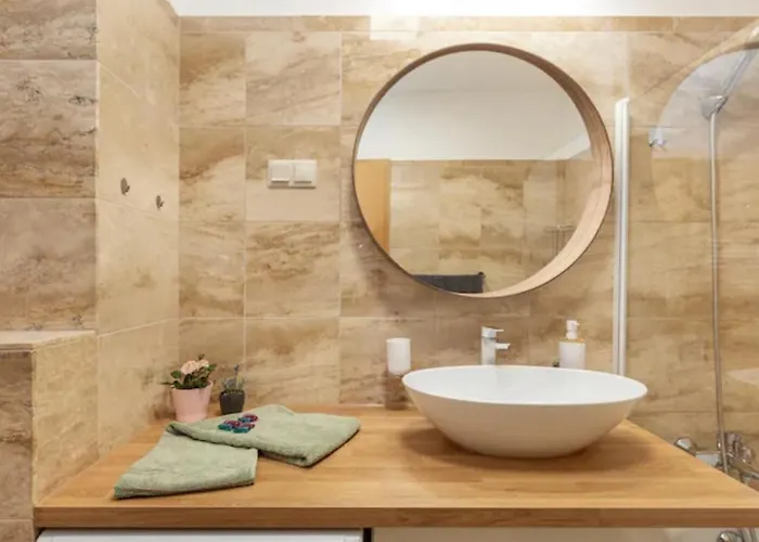 Kazinczy Street - Free Parking - Self Check-in Apartament *